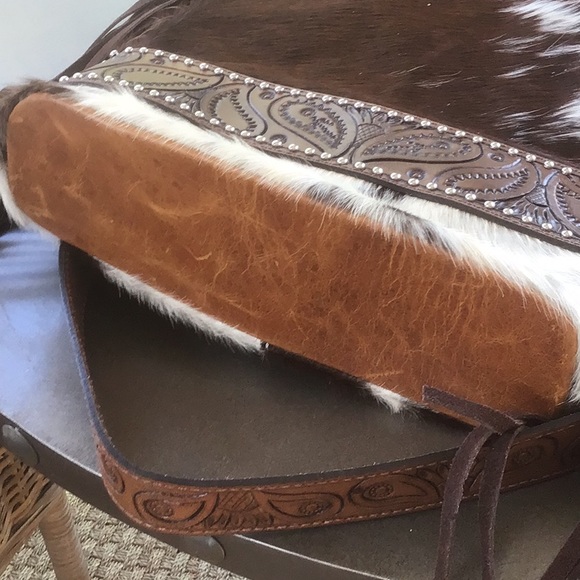 Cowhide bag - Picture 11 of 12